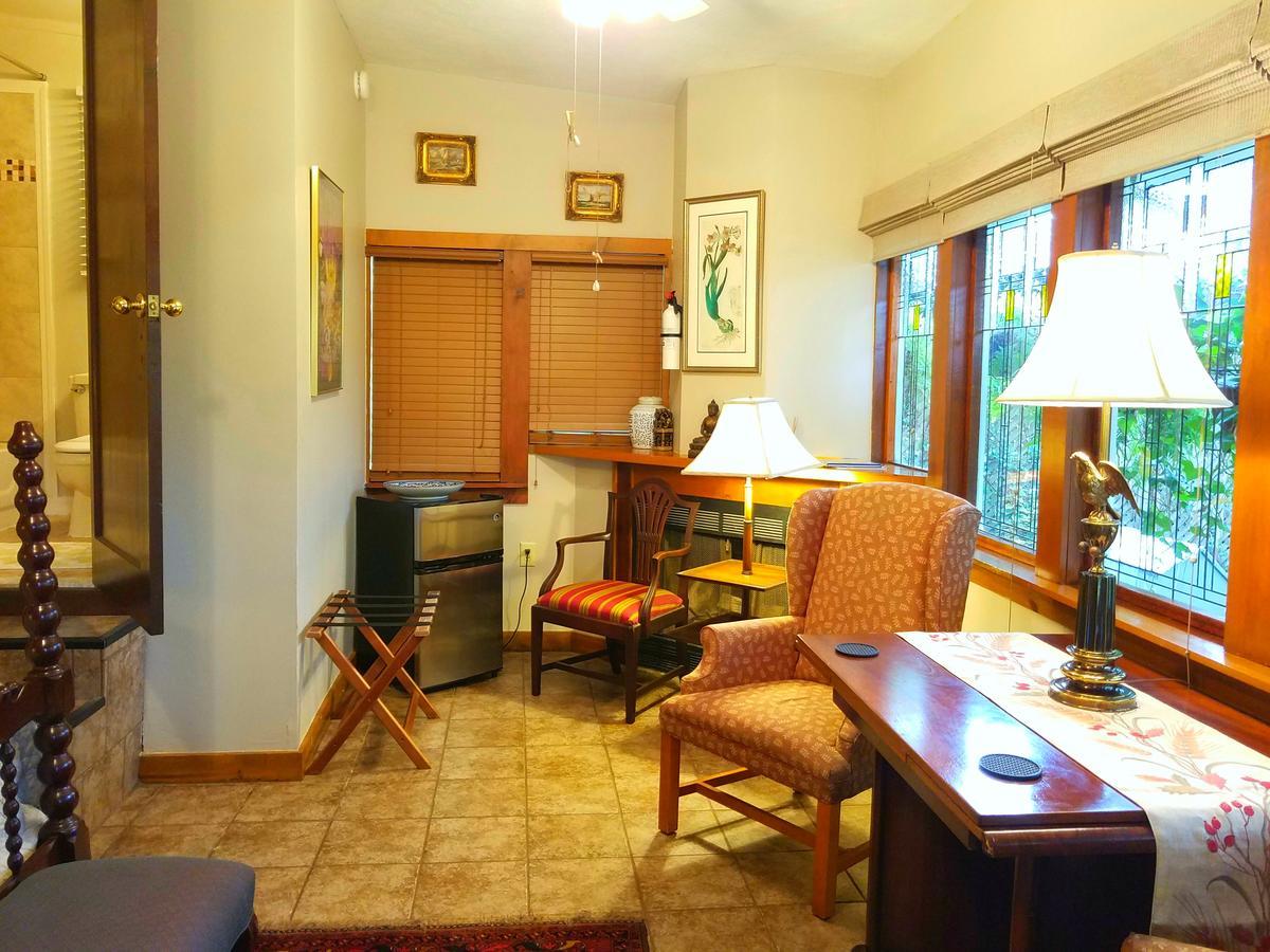 Lions Inn Bed & Breakfast Новый Орлеан Экстерьер фото